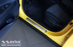 Avisa Plaques de seuil | Kia Stonic 17-20 5-p / Stonic 20- 5-p | Lignes acier inoxydable soyeux