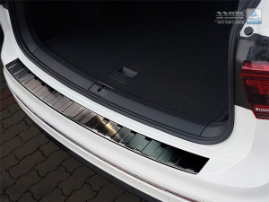 Avisa Protection du pare-chocs arrière | Volkswagen Tiguan 16-20 5-p / Tiguan Allspace 17-21 5-p |  noir soyeux